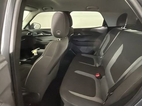 Used 2022 Chevrolet TrailBlazer LT w/ LPO, Blackout Package FWD image 26