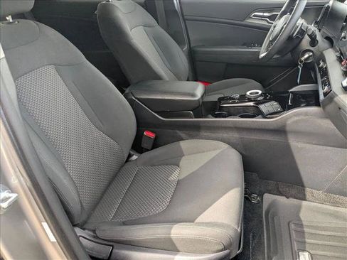 Used 2023 Kia Sportage LX AWD/4WD image 20