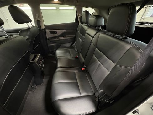 Used 2024 Nissan Murano SL image 29