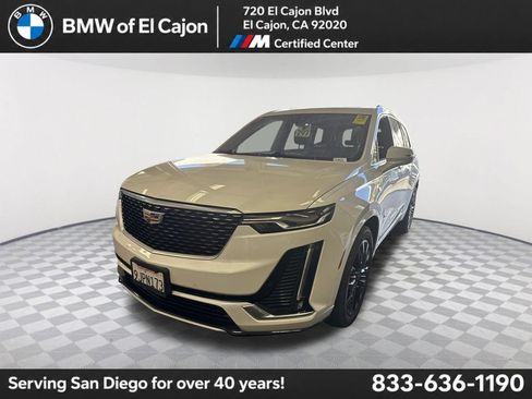 Used 2021 Cadillac XT6 Premium Luxury FWD image 1