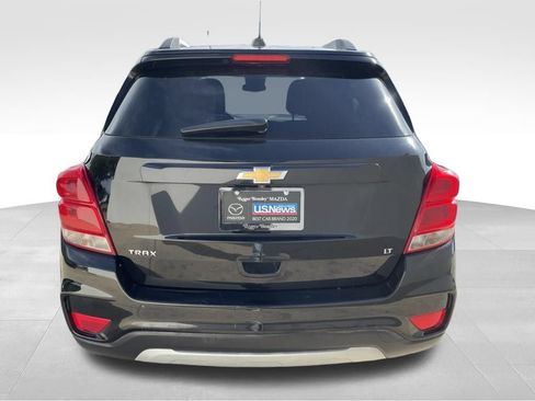 Used 2019 Chevrolet Trax LT w/ LT Convenience Package FWD image 6