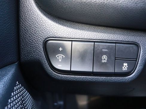 Used 2025 Kia Seltos S image 27