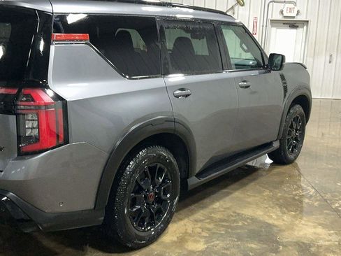 Used 2026 Nissan Armada PRO-4X AWD/4WD image 5