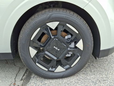 New 2026 Kia Carnival EX image 10