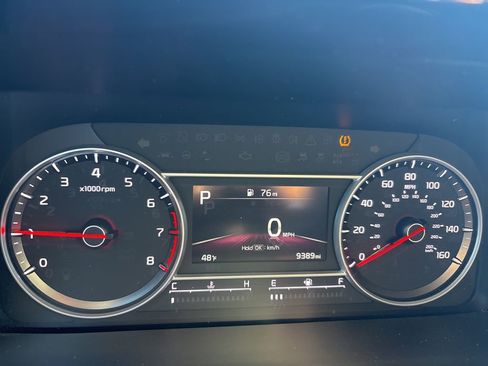 Used 2022 Kia Sorento LX image 9