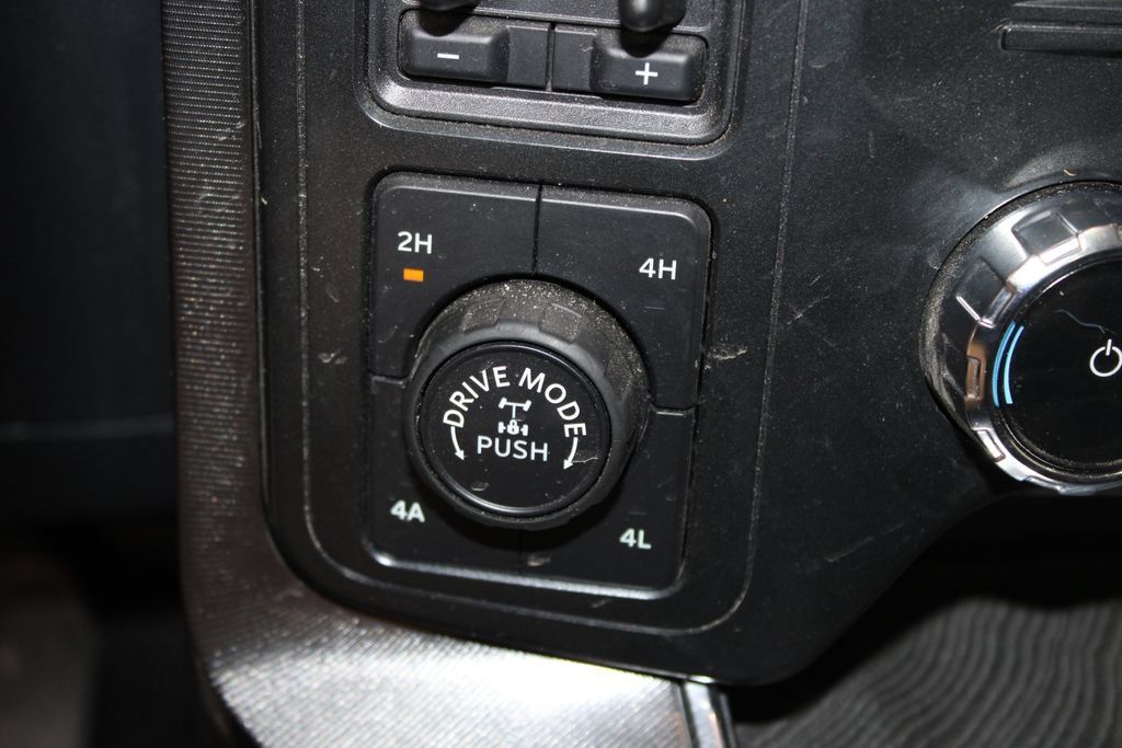 Used 2022 Ford F150 Platinum w/ Equipment Group 701A High AWD/4WD image 52