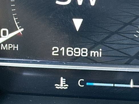 Used 2023 GMC Sierra 1500 AT4 w/ AT4 Premium Package image 28