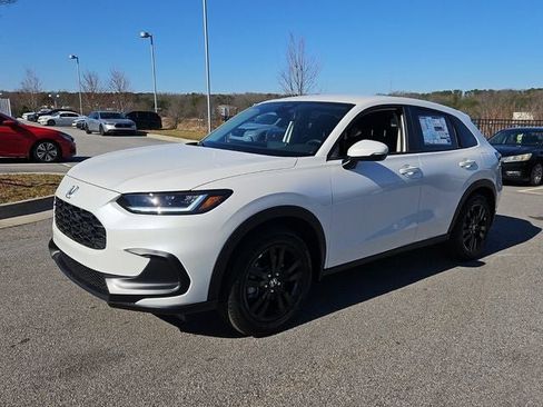 New 2026 Honda HR-V LX image 3