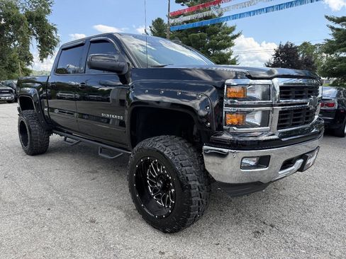 Used 2015 Chevrolet Silverado 1500 LT AWD/4WD image 3