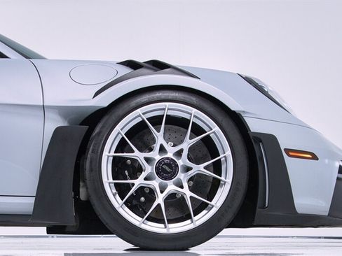 Used 2025 Porsche 911 GT3 RS RWD image 15