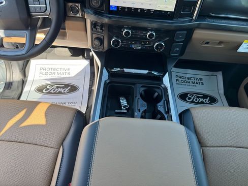 New 2025 Ford F250 Lariat w/ Lariat Ultimate Package image 11