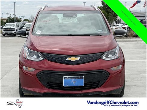 Used 2021 Chevrolet Bolt Premier w/ Infotainment Package FWD image 8