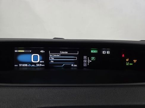 Used 2016 Toyota Prius Four Touring image 17