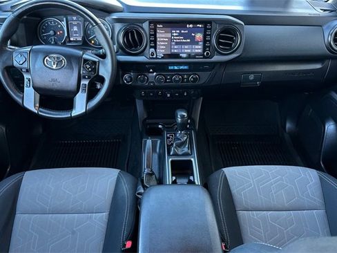 Used 2021 Toyota Tacoma TRD Sport image 14