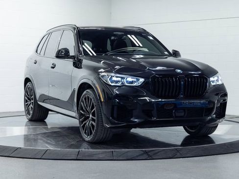 Used 2023 BMW X5 M50i w/ Executive Package image 4