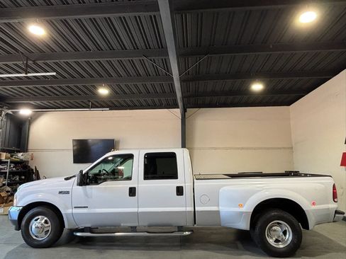 Used 2001 Ford F350 2WD Crew Cab DRW Super Duty image 5