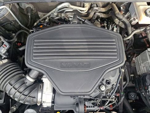 Used 2019 GMC Acadia Denali w/ Technology Package image 28