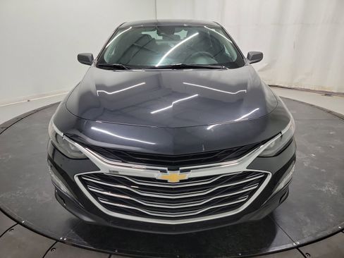 Used 2023 Chevrolet Malibu LT image 2