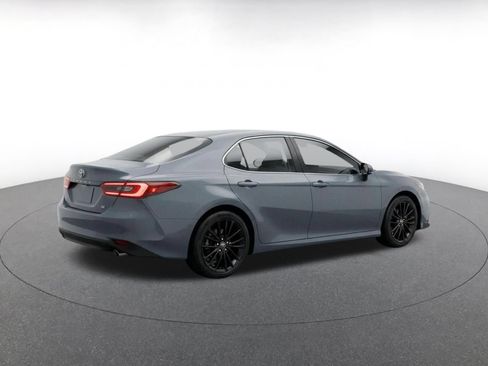 Used 2026 Toyota Camry SE FWD image 8
