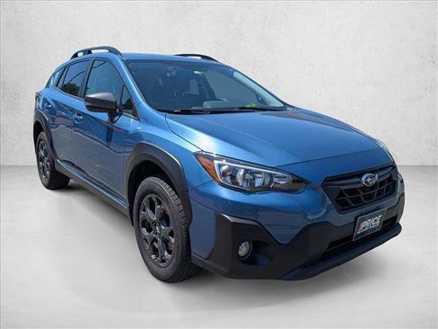 Used 2022 Subaru Crosstrek 2.5i Sport w/ Moonroof Package AWD/4WD image 3