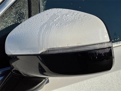 Used 2022 Kia Sorento S image 55