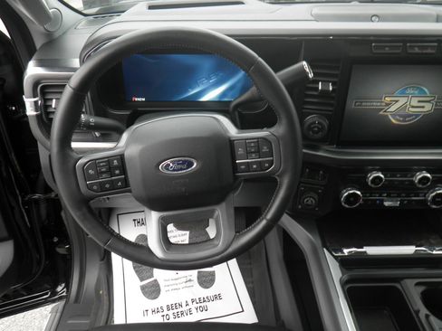 Used 2023 Ford F350 Lariat w/ Lariat Ultimate Package image 19