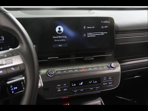 Certified 2024 Hyundai Kona SEL w/ Convenience Package AWD/4WD image 9