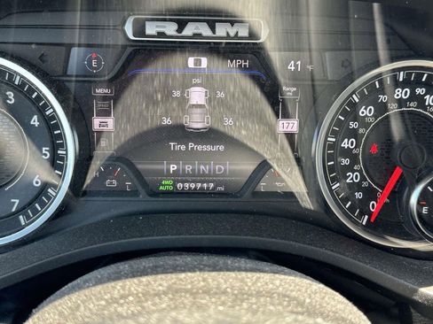 Used 2023 RAM 1500 Big Horn AWD/4WD image 24