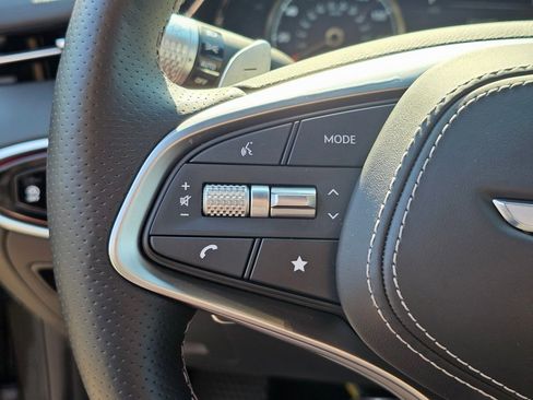 Used 2025 Genesis GV70 3.5T Sport image 36