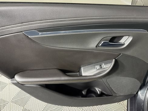 Used 2019 Chevrolet Impala Premier image 25