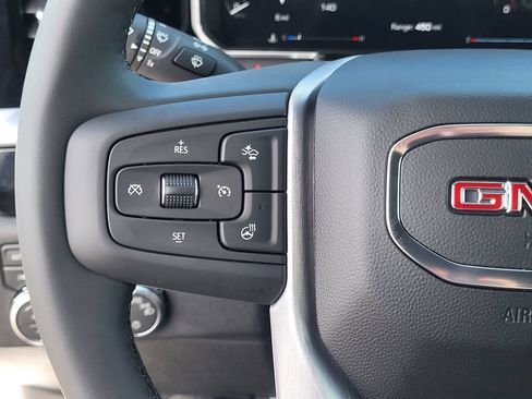 New 2026 GMC Sierra 1500 SLE w/ X31 Off-Road Package AWD/4WD image 13