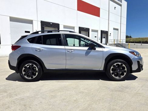 Used 2021 Subaru Crosstrek 2.0i AWD/4WD image 4