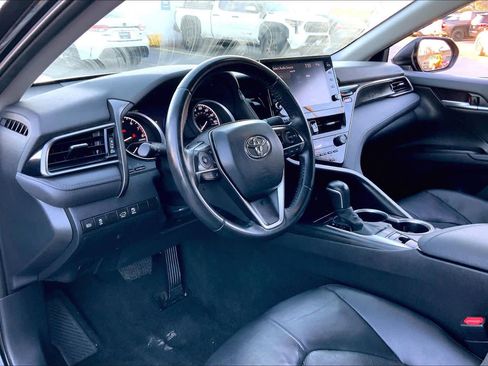Used 2024 Toyota Camry XLE image 33