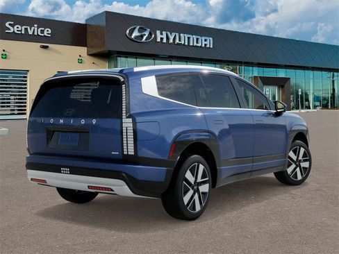 New 2026 Hyundai Ioniq 9 SEL image 4