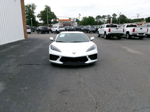 Used 2023 Chevrolet Corvette Stingray Premium Cpe w/ Z51 Performance Package RWD image 3