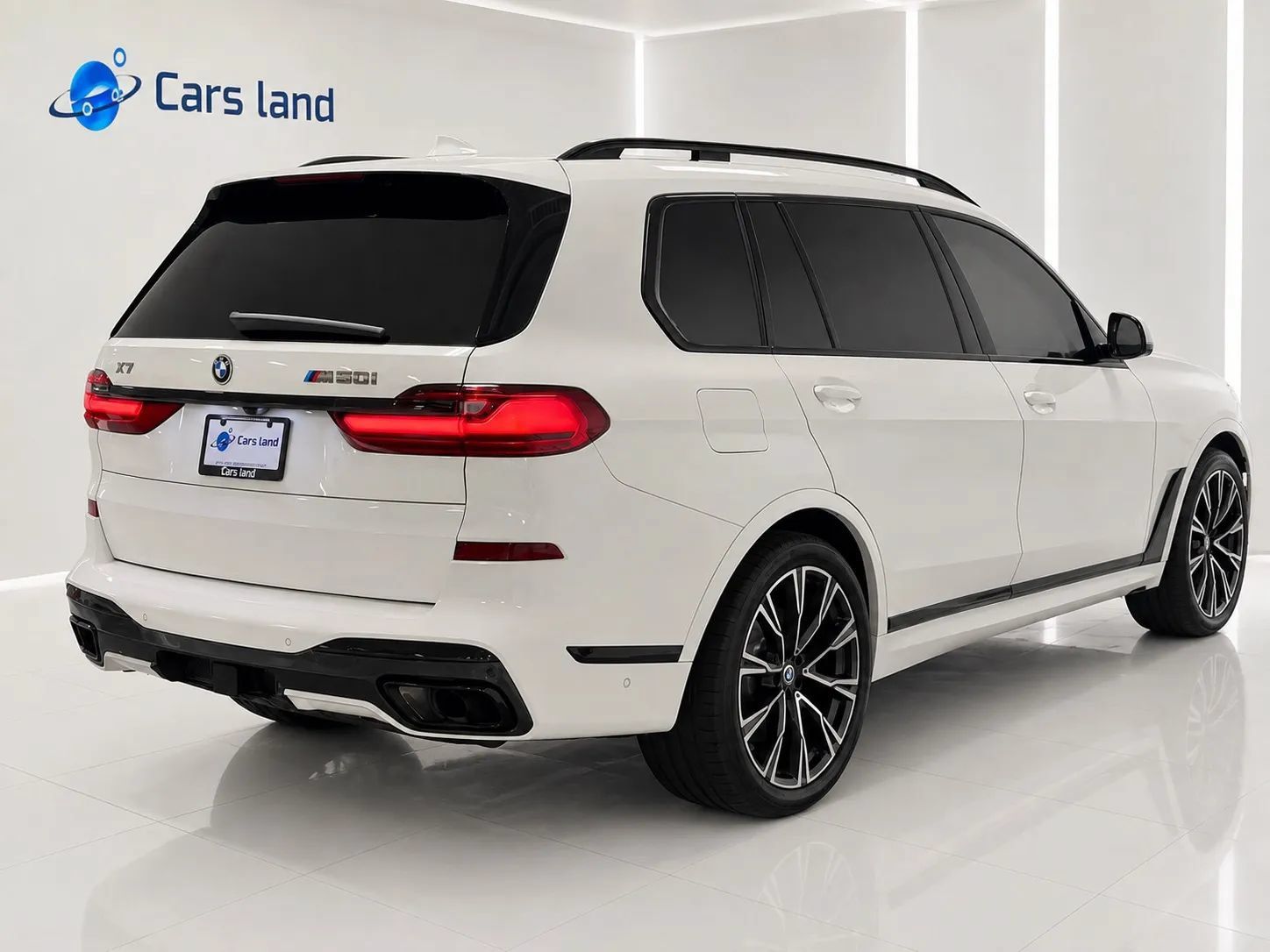 Used 2022 BMW X7 M50i AWD/4WD image 3