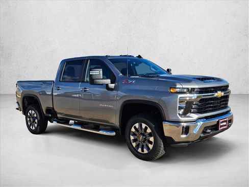 New 2026 Chevrolet Silverado 3500 LT image 7