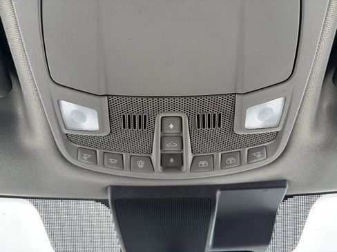 Used 2019 Ford F150 Lariat w/ Equipment Group 502A Luxury image 32