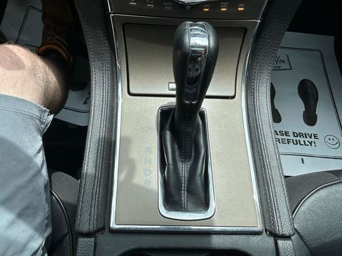 Used 2013 Lincoln MKX AWD image 28
