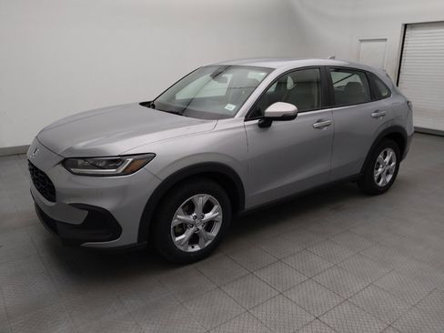 Used 2025 Honda HR-V LX image 2