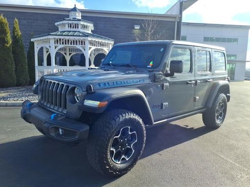 Used 2023 Jeep Wrangler Unlimited Rubicon 4xe w/ Cold Weather Group AWD/4WD image 2