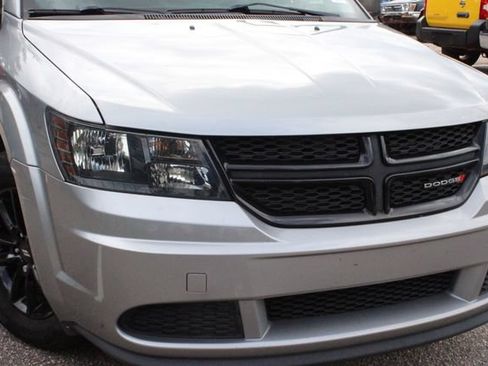 Used 2020 Dodge Journey SE w/ Blacktop Package FWD image 40