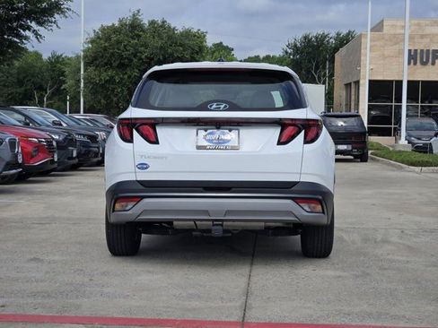 Used 2025 Hyundai Tucson SE FWD image 7