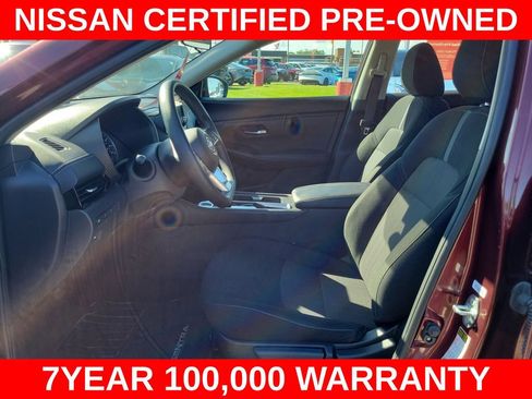 Used 2025 Nissan Sentra SV FWD image 11