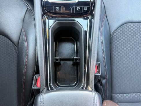 Used 2025 Jeep Compass Trailhawk AWD/4WD image 33
