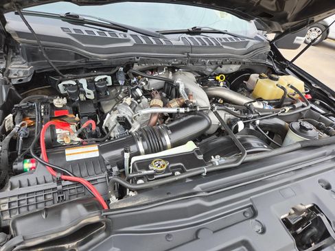 Used 2020 Ford F350 Lariat w/ Tremor Off-Road Package image 33