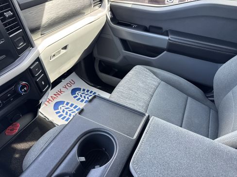 Used 2023 Ford F150 XLT image 32