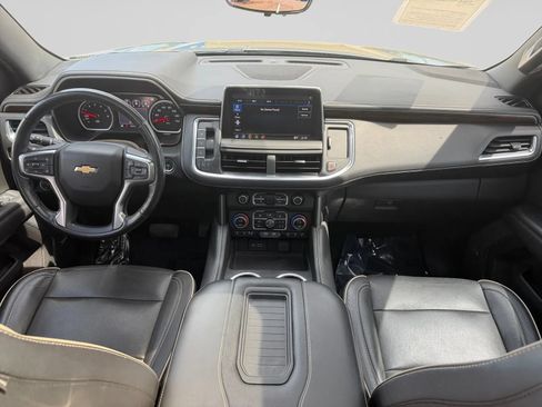 Used 2021 Chevrolet Tahoe Premier w/ Premium Package AWD/4WD image 18