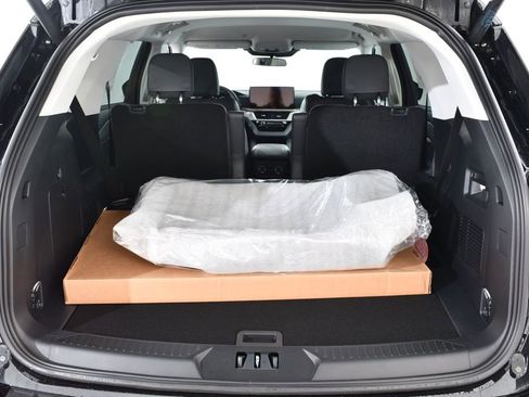 New 2026 Ford Explorer Active w/ Active Comfort Package image 22