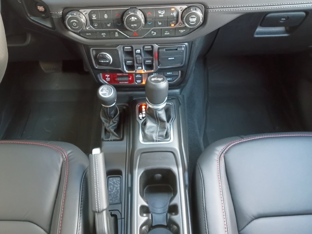 New 2026 Jeep Wrangler Unlimited Rubicon 392 w/ Quick Order Package 27X Moab AWD/4WD image 11